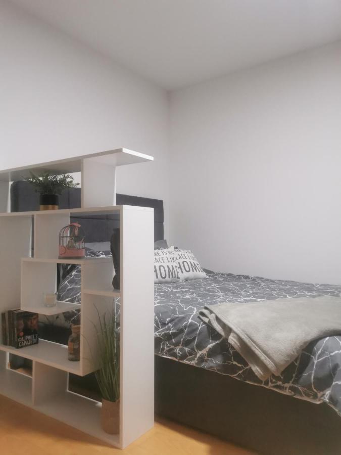 Amabilis Lägenhet Banja Luka Exteriör bild