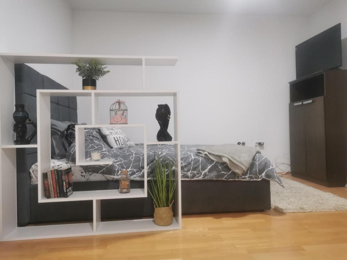 Amabilis Lägenhet Banja Luka Exteriör bild