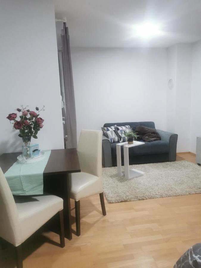 Amabilis Lägenhet Banja Luka Exteriör bild